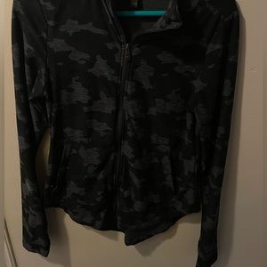 Camo zip up jacket